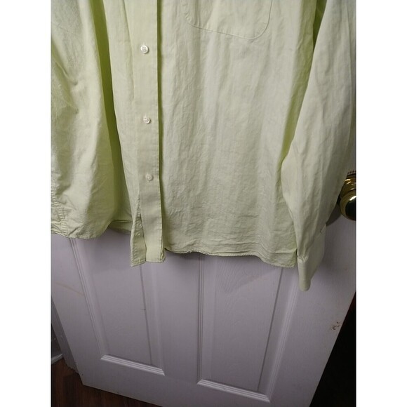 Nicole Miller Men's Light Green Collar Button Up Dress Shirt. Size XL - Picture 9 of 10